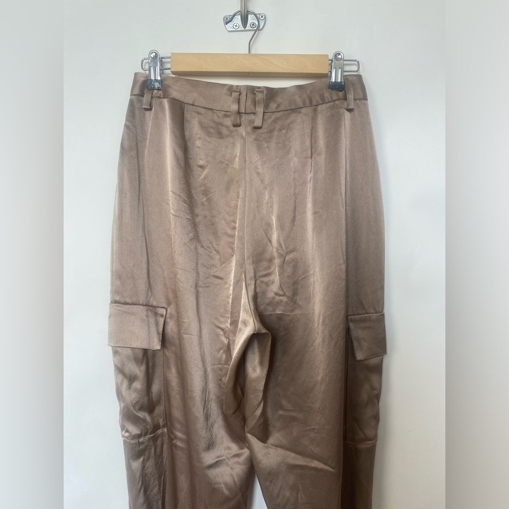 Aritzia Babaton Refined Cargo Pant in Deep Taupe, Size 4 Taupe - Picture 11 of 13